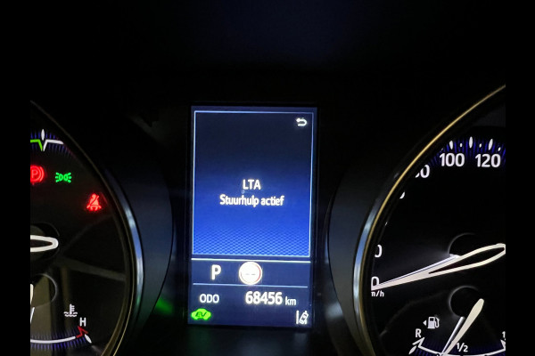 Toyota C-HR 1.8 Hybrid Bi-Tone NAVI/LED/DAB/CRUISE/ECC/PDC/CARPLAY/CAM///
