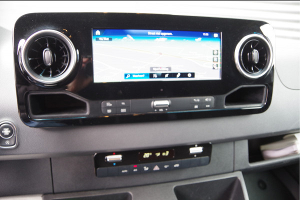 Mercedes-Benz Sprinter 319 3.0 CDI V6 L2H2 AUT. LED, 3.5T TREKHAAK, 360 CAMERA, ADAPT. CRUISE, MBUX 10'', NAVI, CLIMA, PARKEERSENSOREN