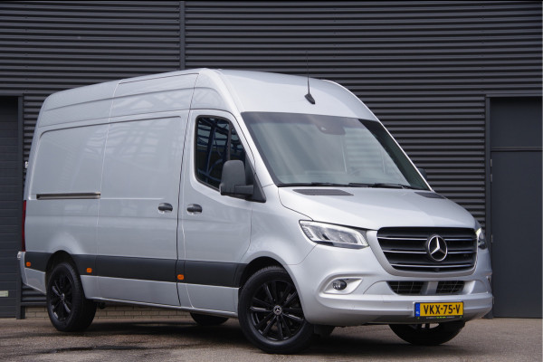 Mercedes-Benz Sprinter 319 3.0 CDI V6 L2H2 AUT. LED, 3.5T TREKHAAK, 360 CAMERA, ADAPT. CRUISE, MBUX 10'', NAVI, CLIMA, PARKEERSENSOREN