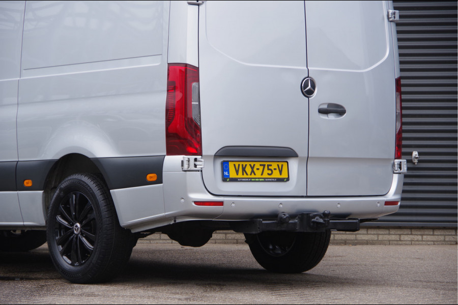Mercedes-Benz Sprinter 319 3.0 CDI V6 L2H2 AUT. LED, 3.5T TREKHAAK, 360 CAMERA, ADAPT. CRUISE, MBUX 10'', NAVI, CLIMA, PARKEERSENSOREN