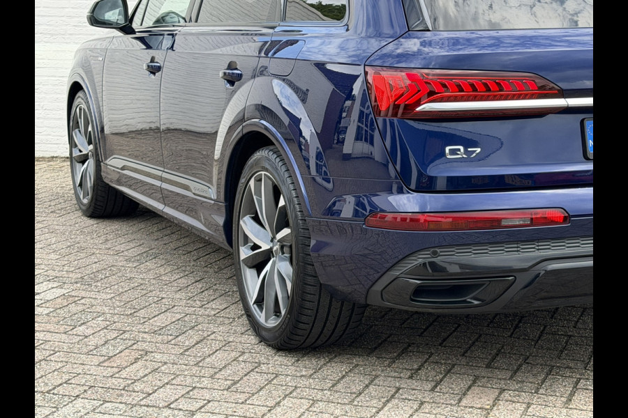Audi Q7 60 TFSI e 335Kw Competition S-line Luchtvering Led Leder Camera Pdc Bose Adapt-Cruise Memory Seats