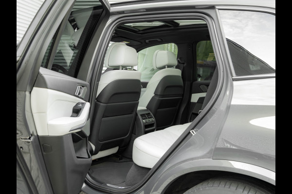 BMW X5 xDrive45e M-Sport - Pano - Comfortzetels - Trekhaak - Ventilatie + Massagezetels