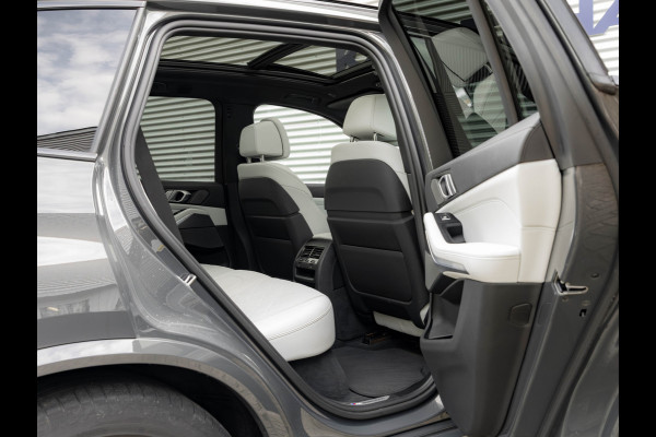 BMW X5 xDrive45e M-Sport - Pano - Comfortzetels - Trekhaak - Ventilatie + Massagezetels