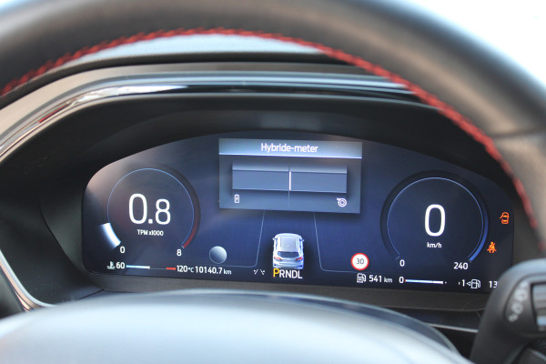 Ford FOCUS Wagon 1.0 EcoBoost Hybrid ST Line X | Head-Up | Adaptieve cruise | Trekhaak | Winterpack