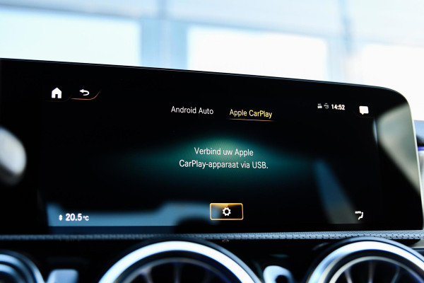 Mercedes-Benz CLA-Klasse 200 4MATIC AMG. Pano, HUD, Keyless, Camera, CarPlay, Sfeer!