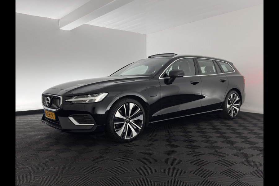 Volvo V60 2.0 T6 Recharge AWD Inscription (Plug-in) (INCL-BTW) Aut. *PANO | LEATHER | FULL-LED | MEMORY-PACK | KEYLESS | DIGI-COCKPIT | NAVI-FULLMAP | HEATED-SPORTSEATS | ECC | CRUISE | DAB | TOWBAR | 19''ALU*