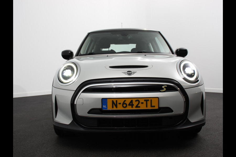 MINI Mini Electric Business Edition Automaat 33 kWh SOH 95% Navigatie Climate Control  Lichtmetalen Velgen  Dab Parkeer sensoren Cruise Control