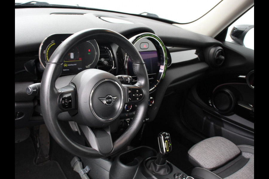 MINI Mini Electric Business Edition Automaat 33 kWh SOH 95% Navigatie Climate Control  Lichtmetalen Velgen  Dab Parkeer sensoren Cruise Control