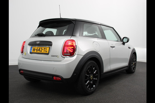 MINI Mini Electric Business Edition Automaat 33 kWh SOH 95% Navigatie Climate Control  Lichtmetalen Velgen  Dab Parkeer sensoren Cruise Control