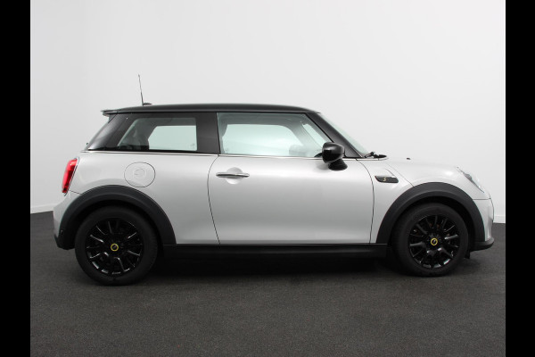 MINI Mini Electric Business Edition Automaat 33 kWh SOH 95% Navigatie Climate Control  Lichtmetalen Velgen  Dab Parkeer sensoren Cruise Control