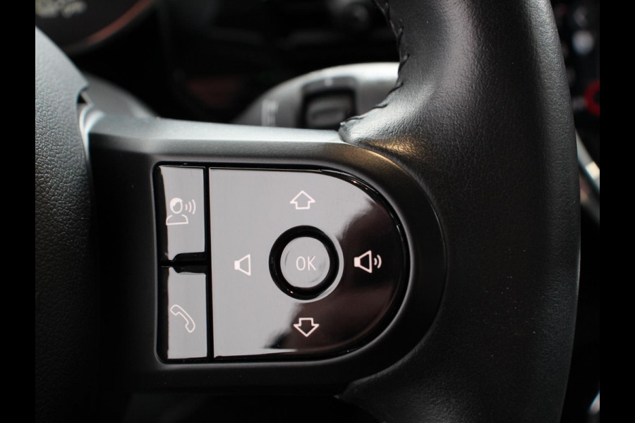 MINI Mini Electric Business Edition Automaat 33 kWh SOH 95% Navigatie Climate Control  Lichtmetalen Velgen  Dab Parkeer sensoren Cruise Control