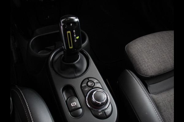 MINI Mini Electric Business Edition Automaat 33 kWh SOH 95% Navigatie Climate Control  Lichtmetalen Velgen  Dab Parkeer sensoren Cruise Control
