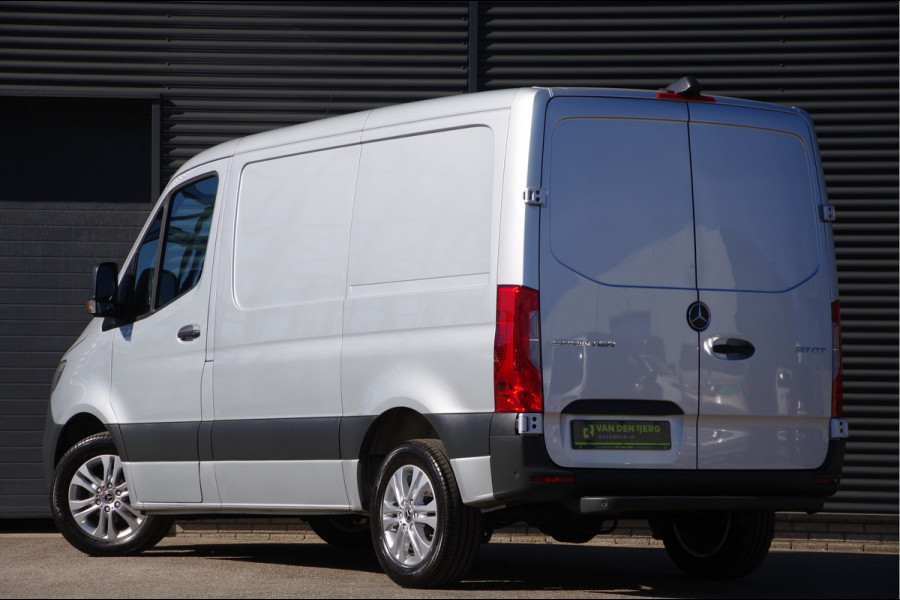 Mercedes-Benz Sprinter 317 1.9 CDI L1H1 RWD AUT. LED, ADAPT. CRUISE, MBUX 10'', GEV. STOEL, CAMERA, NAVI, CLIMA, VOORRUITVERWARMING