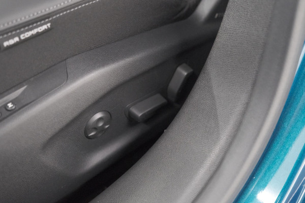 Peugeot 408 Hybrid 145 e-DCS6 GT | 360 Camera | Alcantara Pakket | Adaptieve Cruise Control | Elektrische Kofferklep