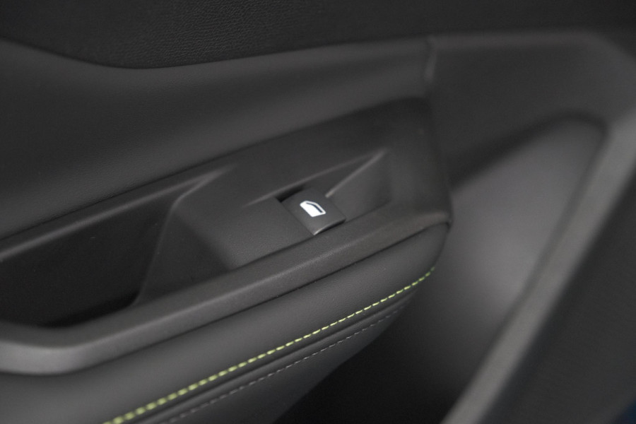 Peugeot 408 Hybrid 145 e-DCS6 GT | 360 Camera | Alcantara Pakket | Adaptieve Cruise Control | Elektrische Kofferklep