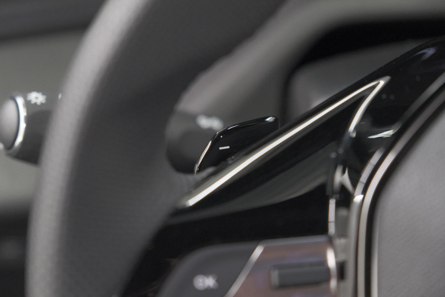 Peugeot 408 Hybrid 145 e-DCS6 GT | 360 Camera | Alcantara Pakket | Adaptieve Cruise Control | Elektrische Kofferklep