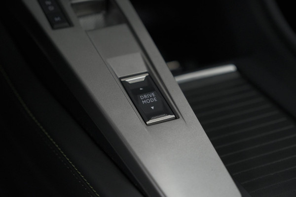 Peugeot 408 Hybrid 145 e-DCS6 GT | 360 Camera | Alcantara Pakket | Adaptieve Cruise Control | Elektrische Kofferklep
