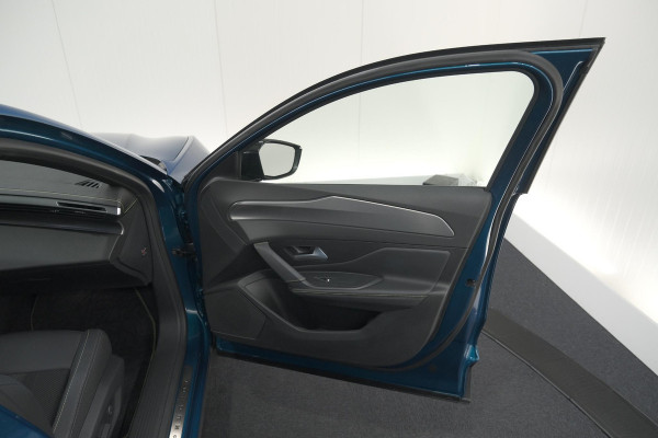 Peugeot 408 Hybrid 145 e-DCS6 GT | 360 Camera | Alcantara Pakket | Adaptieve Cruise Control | Elektrische Kofferklep