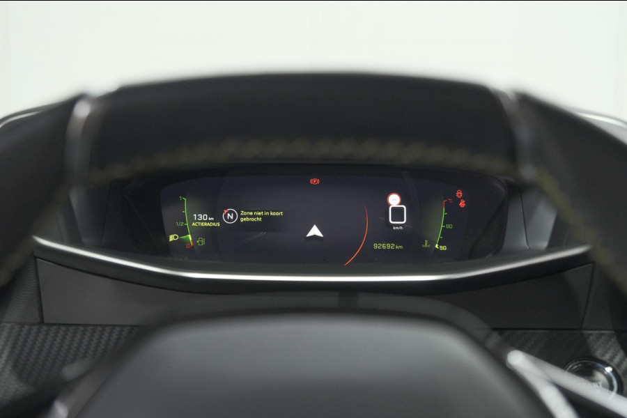 Peugeot 2008 PureTech 130 GT-Line | Camera | Adaptieve Cruise Control | Navigatie | Climate Control