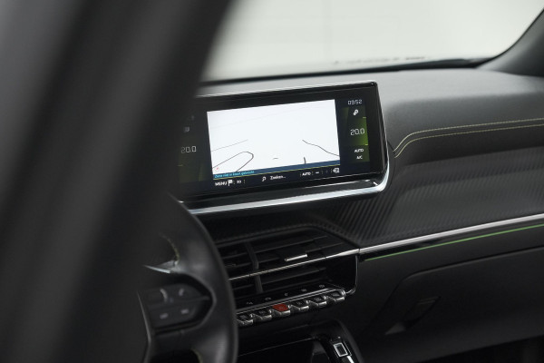 Peugeot 2008 PureTech 130 GT-Line | Camera | Adaptieve Cruise Control | Navigatie | Climate Control