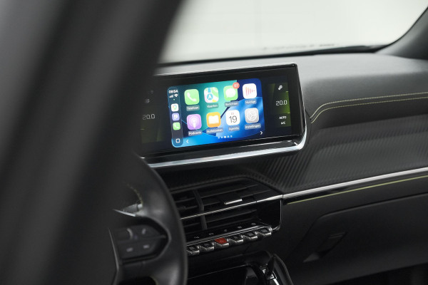 Peugeot 2008 PureTech 130 GT-Line | Camera | Adaptieve Cruise Control | Navigatie | Climate Control