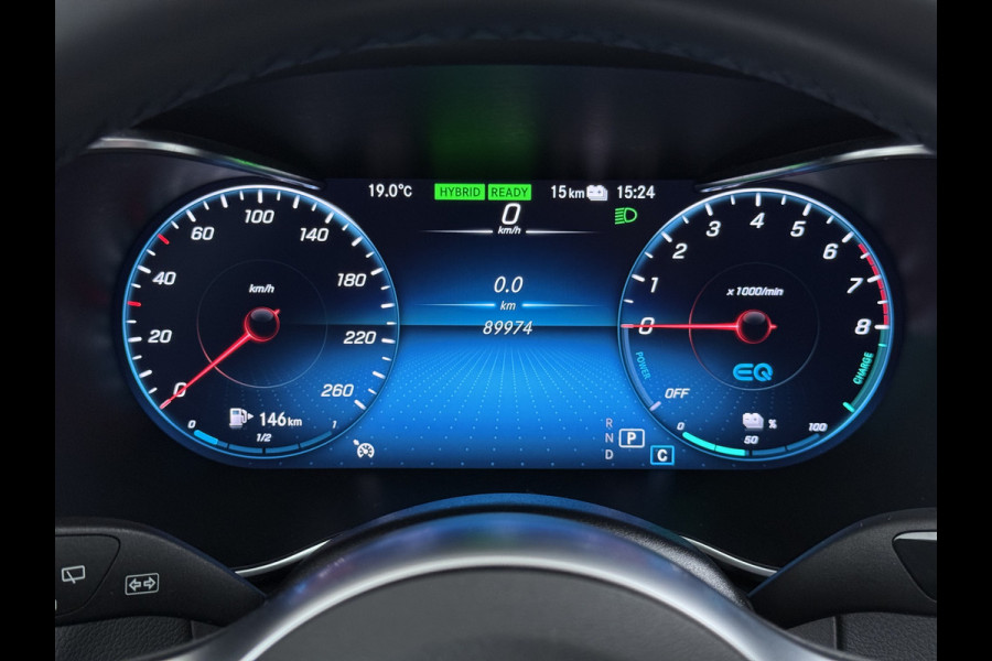 Mercedes-Benz C-Klasse Estate 300 EQ Hybrid Business Sol. AMG Night Ltd Panoramadak Trekhaak Navi 360°Camera Stoelverwarming Apple Carplay Android Auto Matrix Led Lmv Privacy Glas Elek. Privacy Glas Bluetooth Elek.Achterklep Led 1.800KG Trekgewicht 1e Eigenaar Dealeronderhouden Origineel Nederlandse Auto