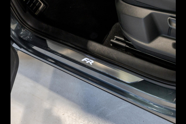 Seat Ateca 1.5 TSI FR Business Intense / 150pk / Stoel en stuurverwarming / Achteruitrij camera /