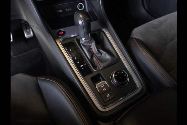 Seat Ateca 1.5 TSI FR Business Intense / 150pk / Stoel en stuurverwarming / Achteruitrij camera /