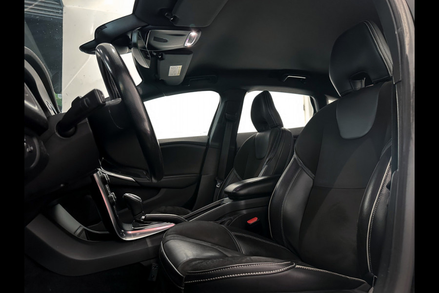 Volvo V40 2.0 D3 R-Design Sport Camera|Navi|Stoelverwarming|NL Auto