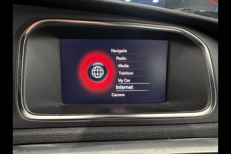 Volvo V40 2.0 D3 R-Design Sport Camera|Navi|Stoelverwarming|NL Auto