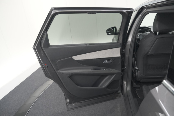 Peugeot 5008 PureTech 130 EAT8 GT | 7 Zitplaatsen | Camera | Adaptieve Cruise Control | Apple Carplay