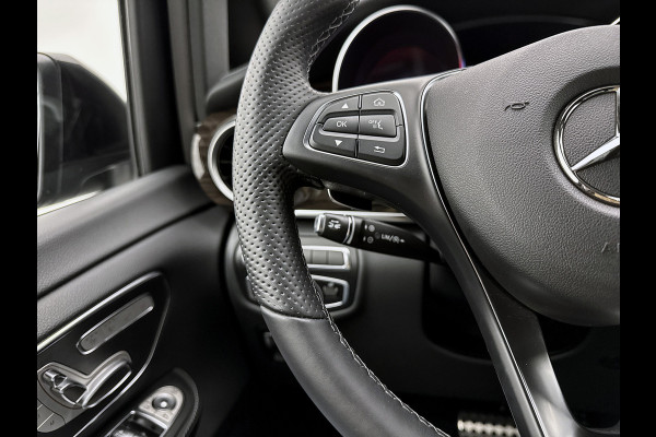 Mercedes-Benz V-Klasse 300d L3 4-Matic Avantgarde 7 zitplaatsen AMG-Line Vol opties Airmatic Stoelventilatie Nappa leder