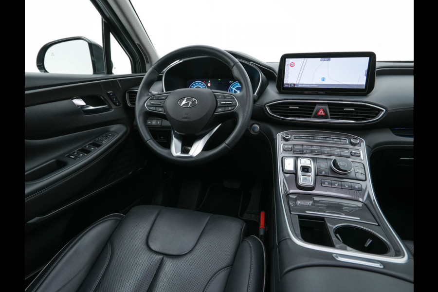 Hyundai Santa Fe 1.6 T-GDI HEV Premium Sky (Face-lift) (INCL-BTW) *PANO | LEATHER | FULL-LED | ADAPTIVE-CRUISE | BLINDSPOT | MEMORY-PACK | DIGI-COCKPIT | SHIFTPADDLES | PRIVACYGLASS | NAVI-FULLMAP | HEAD-UP |19''ALU*