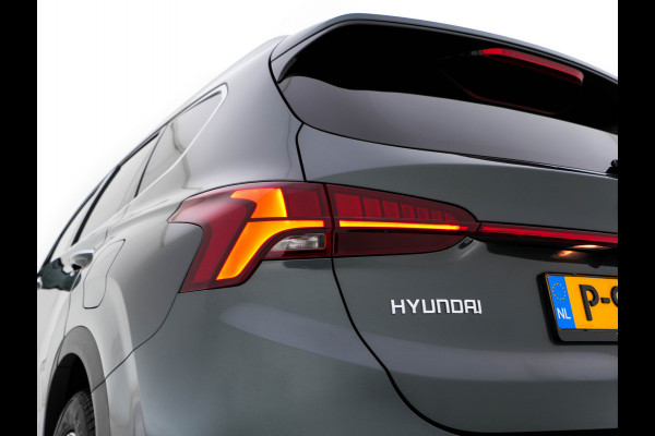Hyundai Santa Fe 1.6 T-GDI HEV Premium Sky (Face-lift) (INCL-BTW) *PANO | LEATHER | FULL-LED | ADAPTIVE-CRUISE | BLINDSPOT | MEMORY-PACK | DIGI-COCKPIT | SHIFTPADDLES | PRIVACYGLASS | NAVI-FULLMAP | HEAD-UP |19''ALU*