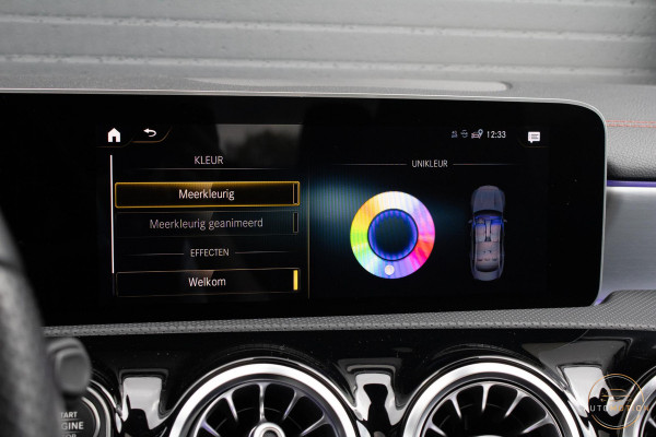 Mercedes-Benz CLA-Klasse 200 AMG Pano Memory Camera Sfeer