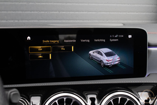 Mercedes-Benz CLA-Klasse 200 AMG Pano Memory Camera Sfeer