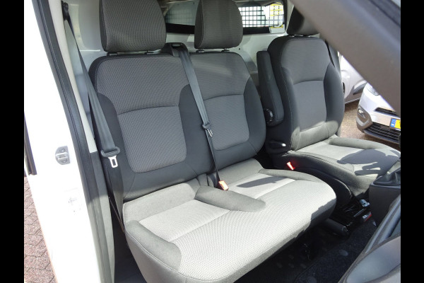 Renault Trafic 2.0 dCi 120 T29 L1H1 2 x SCHUIFDEUR AIRCO NAVIGATIE CRUISE CONTROL