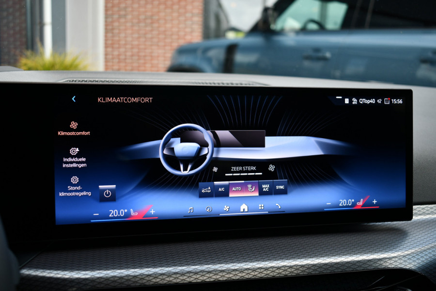 BMW 3 Serie Touring 330e xDrive M-Sport Pano 19inch El-zetels HUD 360-cam LCI-2
