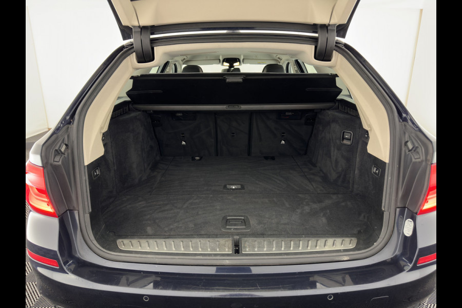 BMW 5 Serie Touring 520d High Executive *LEATHER | FULL-LED | MEMORY-PACK | HEATED-COMFORTSEATS | NAVI-FULLMAP | ECC | PDC | CRUISE | KEYLESS | TOWBAR |  20''ALU*