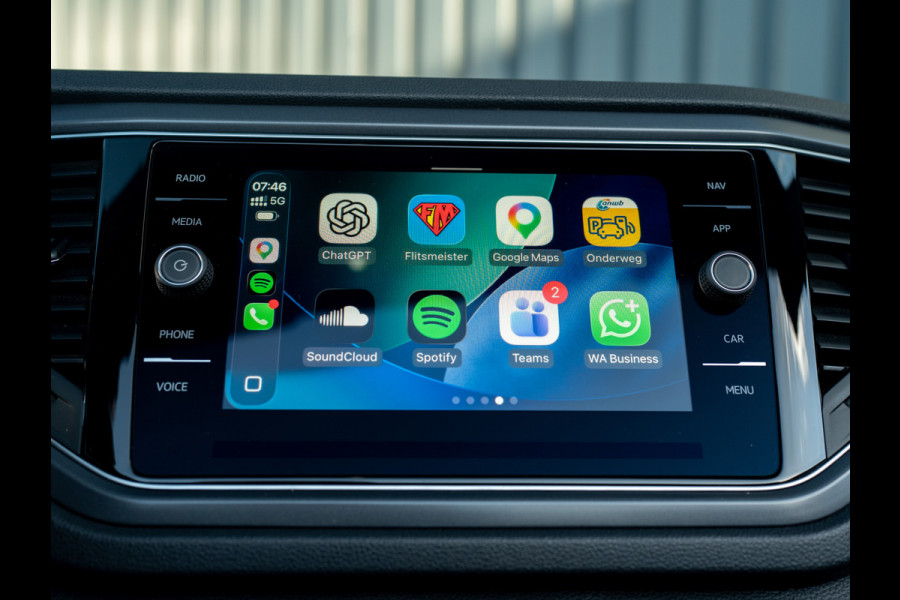 Volkswagen T-Roc Cabrio 1.5 TSI R-Line | Beats | Trekhaak afnb. | Keyless | Camera | 19'' | Prijs Rijklaar!!