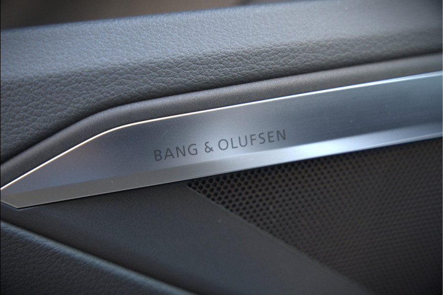 Audi e-tron Sportback 50 quattro S edition 71 kWh S-Line | Bang & Olufsen | Panoramadak | Stoelverwarming | Adaptive Cruise Control | Ambiance Verlichting | 360 Camera | Luchtvering | Memory Seat | Keyless | Trekhaak | SOH 89%
