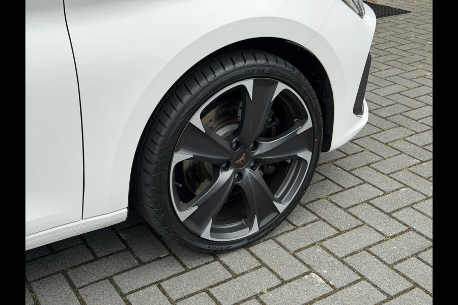 CUPRA Leon Sportstourer 1.4 e-Hybrid 245 LED Sfeer Navi PDC