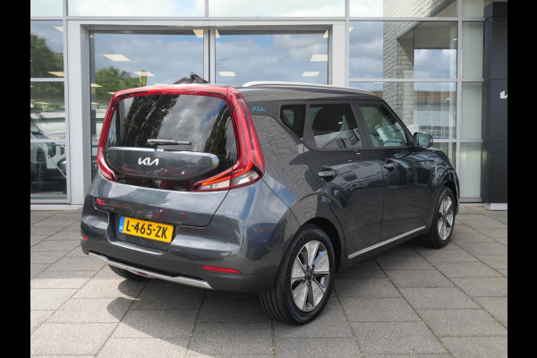 Kia e-Soul DynamicPlusLine 64 kWh | SOH 93,4% | Warmtepomp | Navigatie | Adaptief | Camera | Stoel/Stuurverwarming