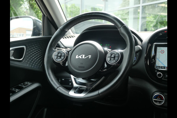 Kia e-Soul DynamicPlusLine 64 kWh | SOH 93,4% | Warmtepomp | Navigatie | Adaptief | Camera | Stoel/Stuurverwarming