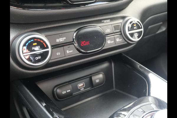 Kia e-Soul DynamicPlusLine 64 kWh | SOH 93,4% | Warmtepomp | Navigatie | Adaptief | Camera | Stoel/Stuurverwarming