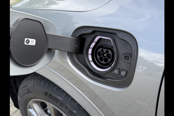 Ford Kuga 2.5 PHEV ST-Line / Keyless / Camera / Carplay / Sensoren V+A / 18'' LM /