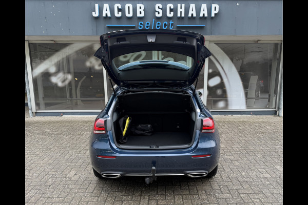 Mercedes-Benz A-Klasse 250 e Business Solution Luxury / Keyless / Trekhaak (1.600KG) / Panodak / Camera / Elek. Stoelen /