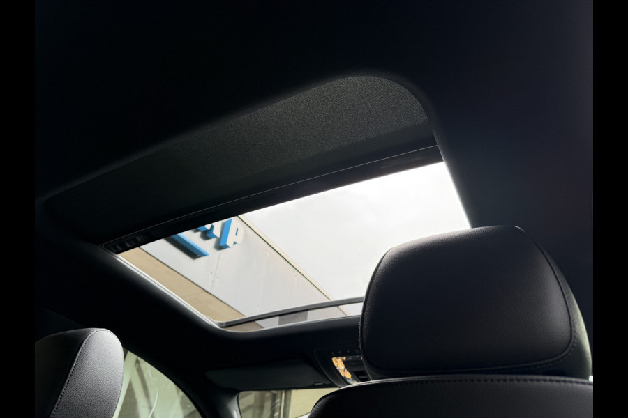 Mercedes-Benz A-Klasse 250 e Business Solution Luxury / Keyless / Trekhaak (1.600KG) / Panodak / Camera / Elek. Stoelen /