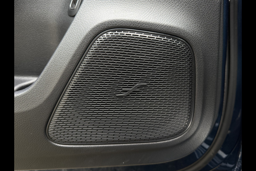 Mercedes-Benz A-Klasse 250 e Business Solution Luxury / Keyless / Trekhaak (1.600KG) / Panodak / Camera / Elek. Stoelen /
