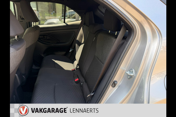 Toyota Yaris Cross 1.5 Hybrid 115 First Edition, Rijklaarprijs / 12 mnd Bovag garantie